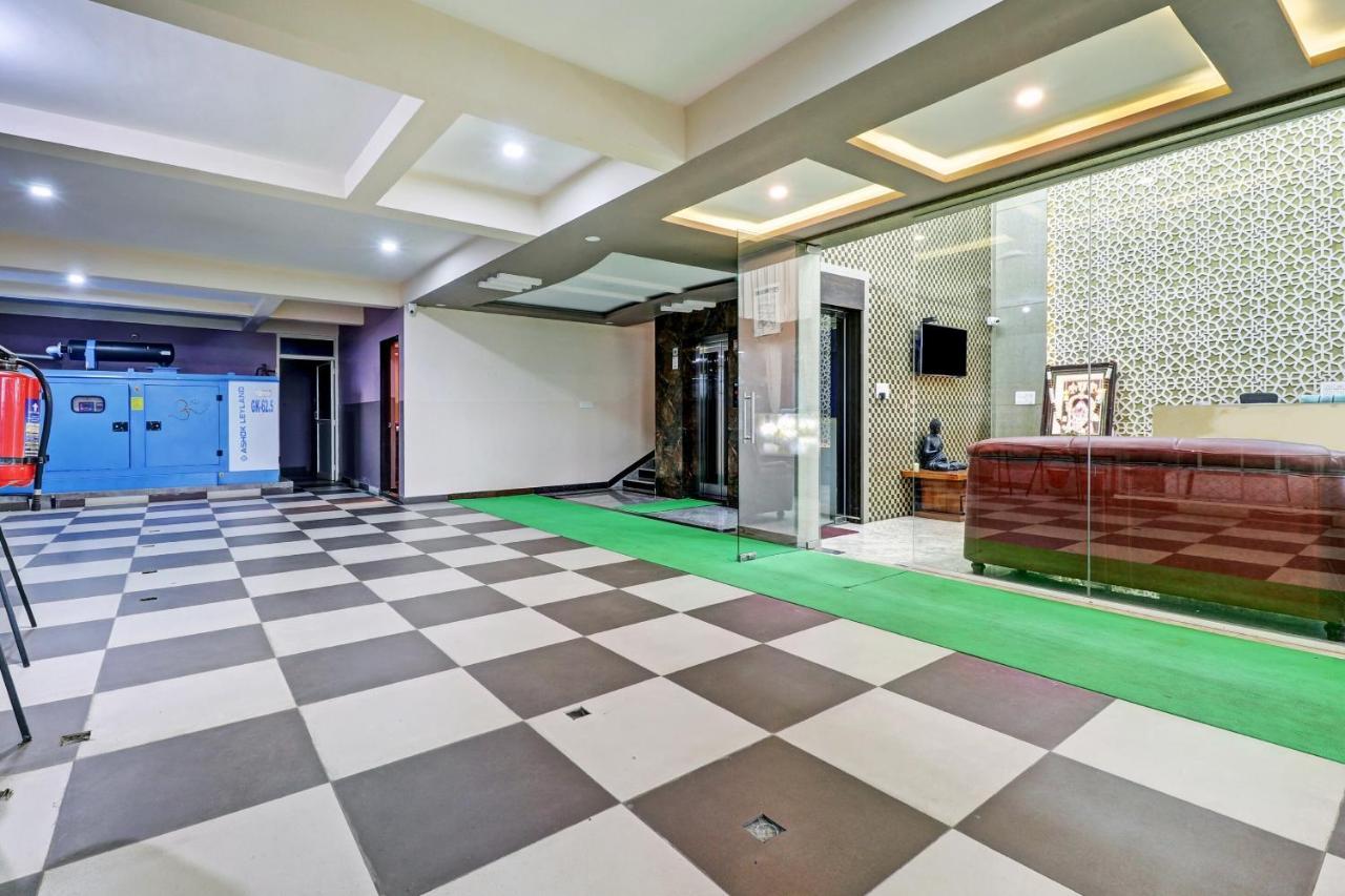 Oak联排别墅梦境套房酒店 Yelahanka 外观 照片